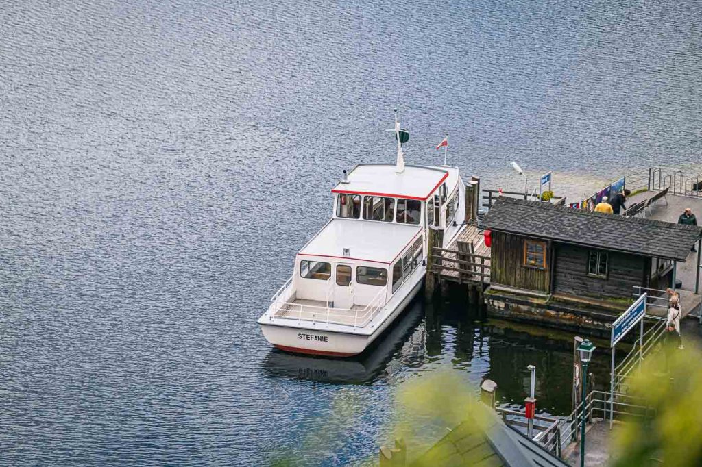 How to get to Hallstatt from Salzburg by Public Transport?