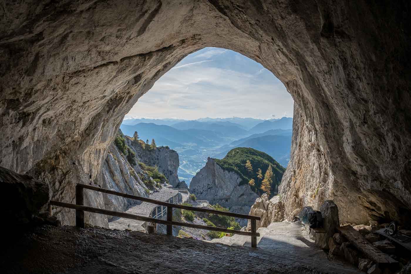 day trip from salzburg to the eisriesenwelt werfen